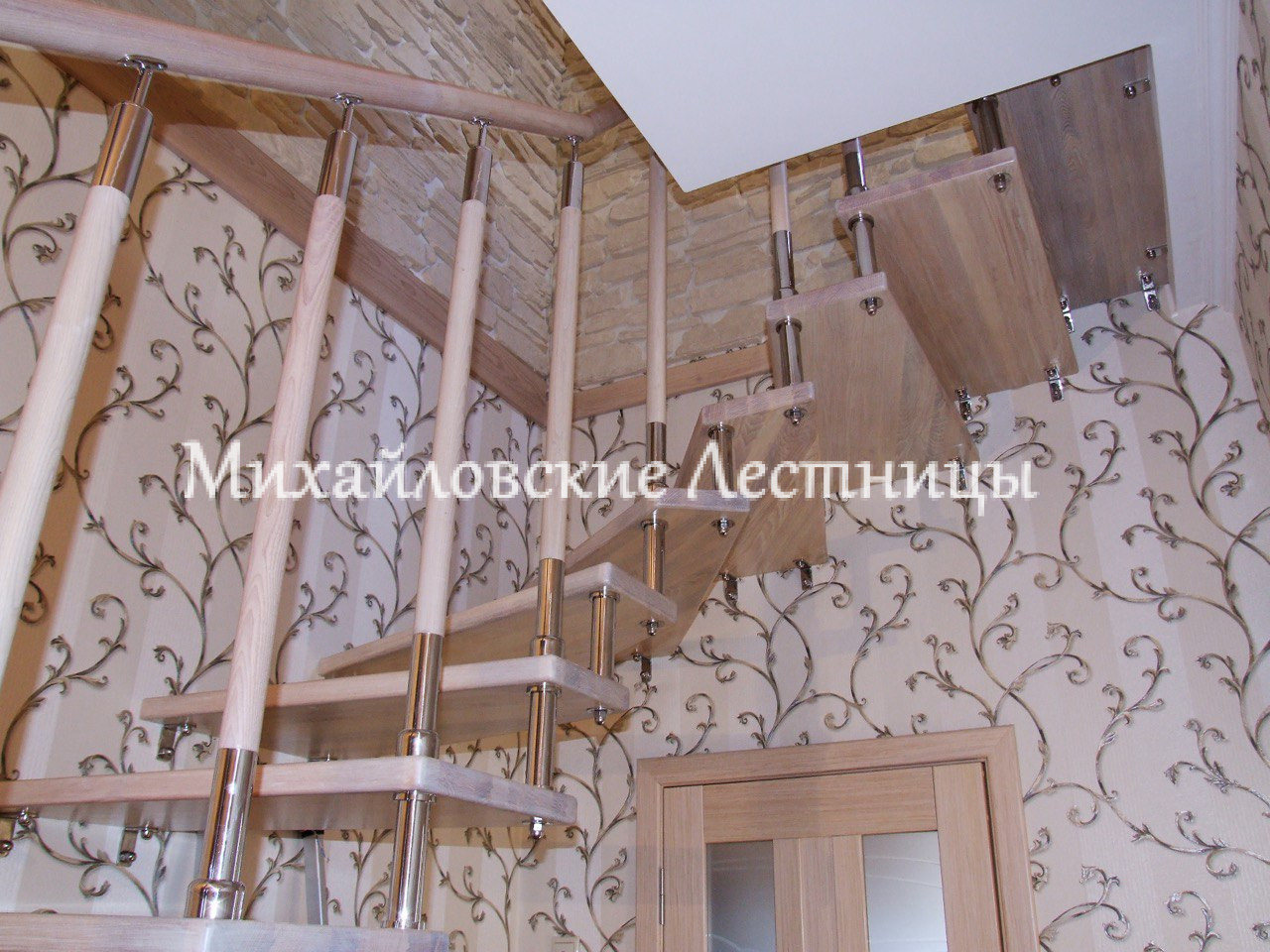 Больцевые лестницы для дома