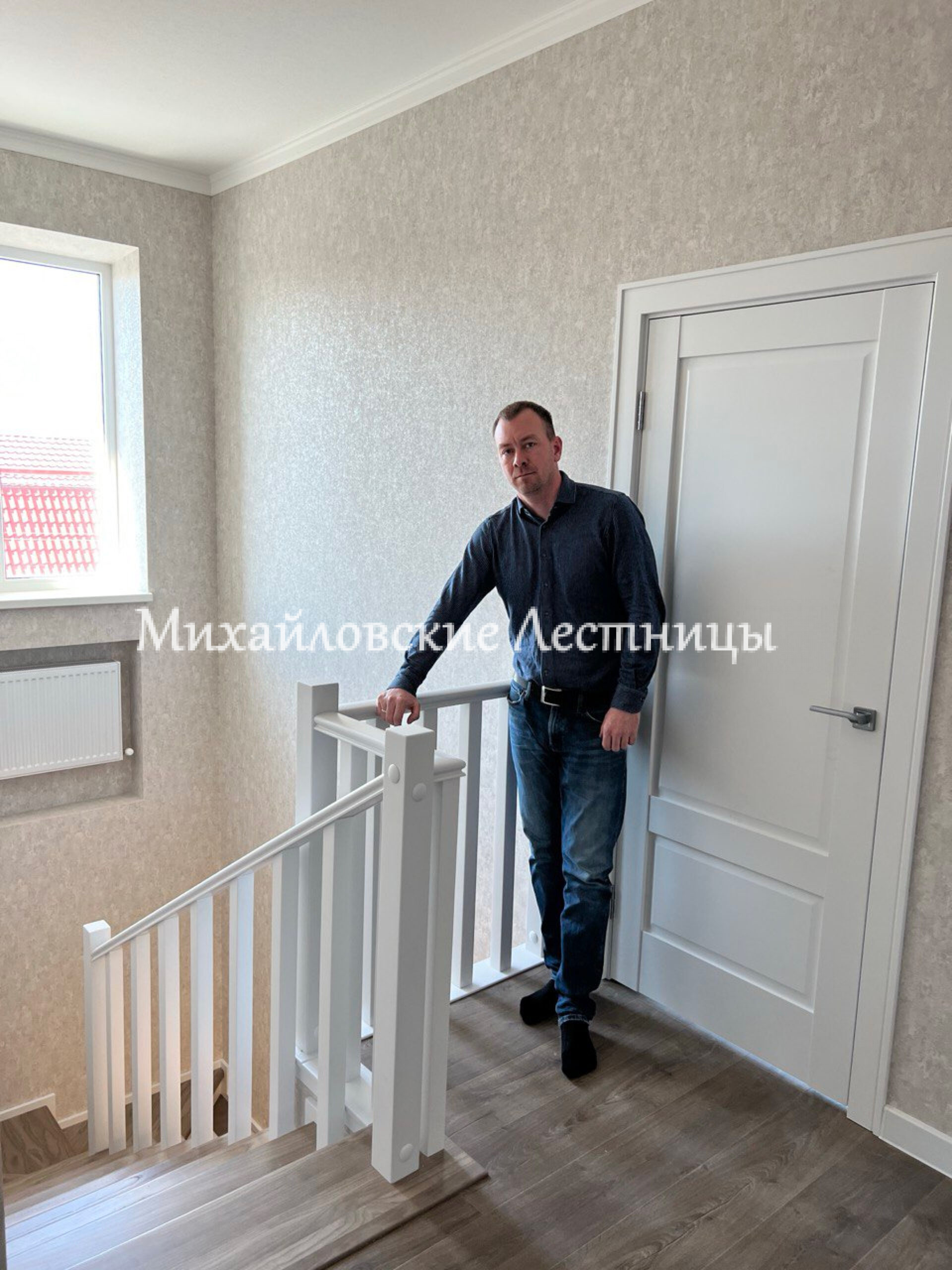 Отделка лестницы деревом в Краснодаре