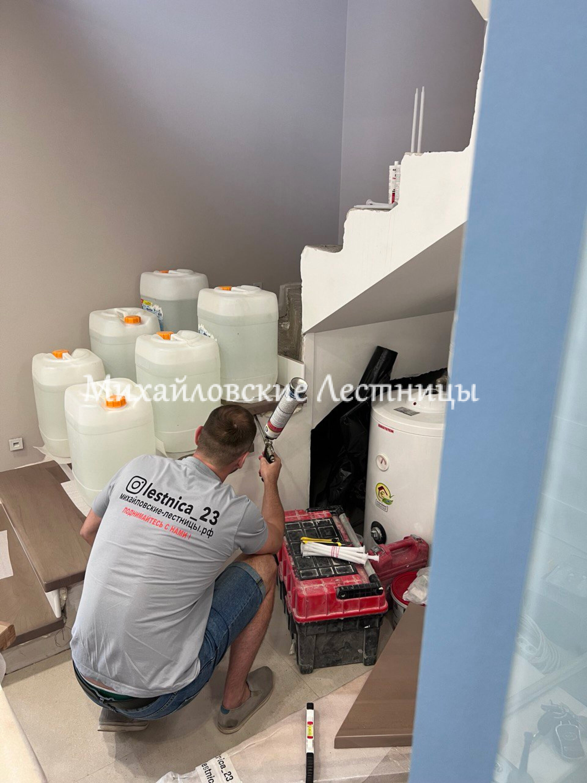 Обшивка бетонной лестницы в Краснодаре